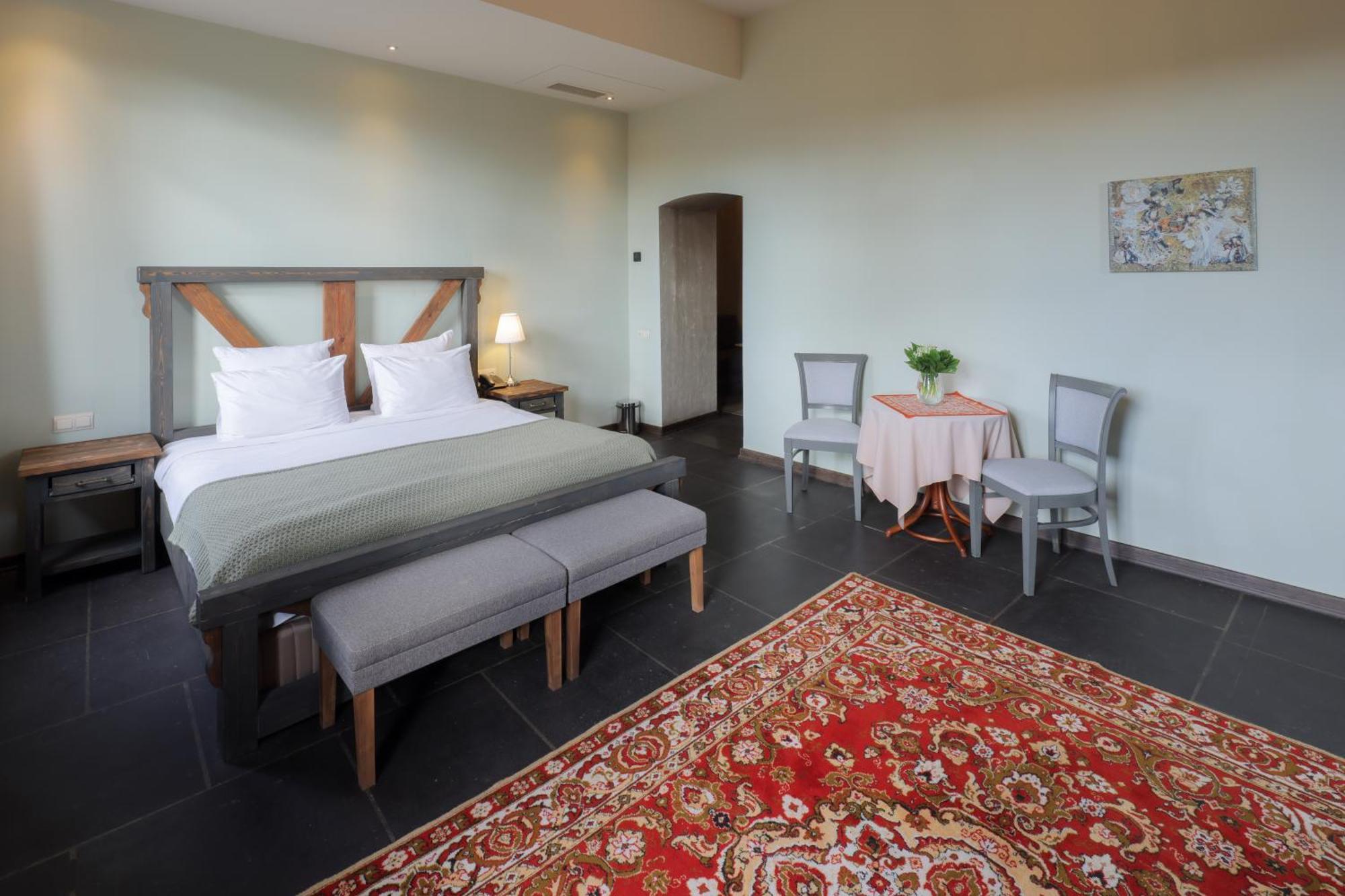 Apricot Hotel Ереван Екстериор снимка